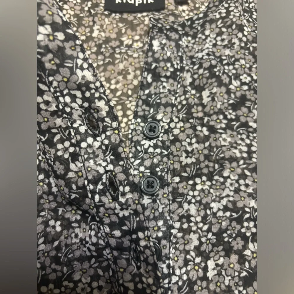 Kidpik‎ Black, White, Gray Floral Sheer Blouse